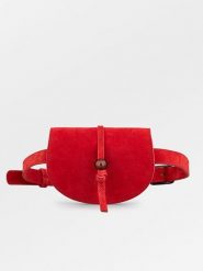 Becksöndergaard Skórzana saszetka w kolorze czerwonym - 17,5 x 11 x 9 cm rozmiar: onesize. Czerwone nerki i saszetki Becksöndergaard, bez wzorów, z materiału, sportowe, bez dodatków. Za 217.99 zł.