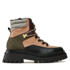 Trzewiki Pepe Jeans. Brązowe botki Pepe Jeans, bez wzorów, z jeansu, bez obcasa, na płaskiej podeszwie, bez zapięcia. Za 399.99 zł.