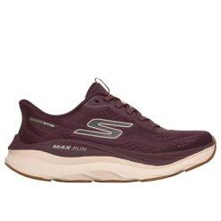 Damskie buty do biegania Skechers Max Run. Czerwone buty do biegania Skechers, bez wzorów, bez zapięcia, do biegania. Za 485.50 zł.