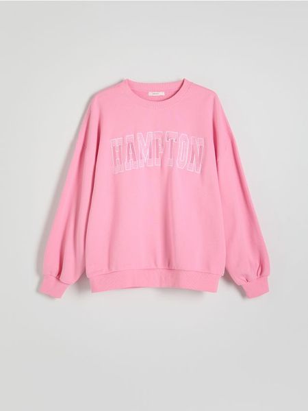 Bawełniana bluza z nadrukiem - jasnopomarańczowy. Brązowe bluzy Reserved, l, bez wzorów, z bawełny, bez ramiączek, bez kaptura. W wyprzedaży za 69.99 zł.