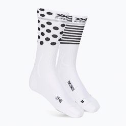 Skarpety rowerowe X-Socks Bike Race. Czarne skarpetki X-Socks, bez wzorów. W wyprzedaży za 88.00 zł.
