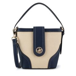 Torebka Beverly Hills Polo Club. Niebieskie torebki klasyczne Beverly Hills Polo Club, bez wzorów, klasyczne, bez dodatków. Za 179.99 zł.