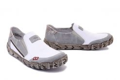 RIEKER L0359-80 white combination, półbuty damskie. Białe półbuty wsuwane Rieker, bez wzorów, bez obcasa. Za 207.94 zł.