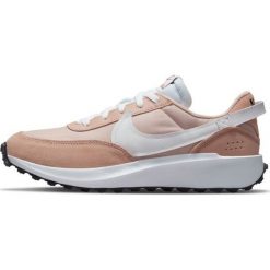 Buty Nike Waffle Debut W DH9523 600 różowe. Czerwone buty treningowe Nike, bez wzorów, z gumy, bez zapięcia. Za 463.90 zł.
