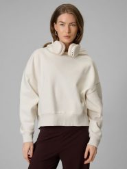 4F Bluza dresowa regular z kapturem damska - biała L. Białe bluzy 4f, l, bez wzorów, z dresówki, bez ramiączek, z kapturem. Za 159.99 zł.