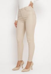 Jasnobeżowe Spodnie Skinny z Imitacji Skóry Awileda. Brązowe jeansy Born2be, xl, bez wzorów, z jeansu, biznesowe, z podwyższonym stanem. W wyprzedaży za 84.99 zł.