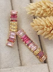 Nakkash Pozłacane kolczyki-wkrętki z cyrkoniami rozmiar: onesize. Żółte kolczyki Nakkash, z cyrkonią, pozłacane. Za 65.69 zł.