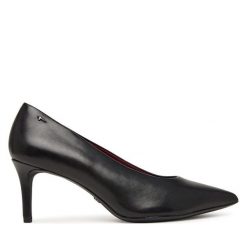 Szpilki Tamaris. Czarne szpilki Tamaris, bez wzorów, bez obcasa, na szpilce, bez zapięcia. Za 364.99 zł.