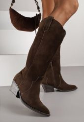 Brązowe Zamszowe Kozaki Kowbojki na Stożkowym Obcasie Sevra. Brązowe kozaki Born2be, bez wzorów, z jeansu, bez obcasa, na obcasie, bez zapięcia. Za 249.99 zł.