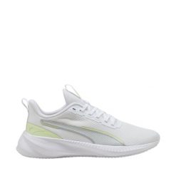 Buty damskie Puma Flyer Lite 3. Białe buty do biegania Puma, bez wzorów, z gumy, bez zapięcia, do biegania. Za 164.99 zł.