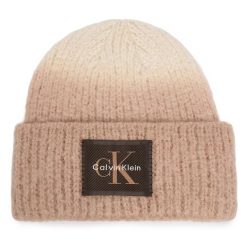 Czapka Calvin Klein. Brązowe czapki zimowe Calvin Klein, bez wzorów. Za 209.99 zł.