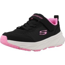 Buty SKECHERS EDGERIDE SMOOTH JOURNEY Czarny. Czarne buty trekkingowe Skechers, z materiału, bez zapięcia. Za 290.00 zł.