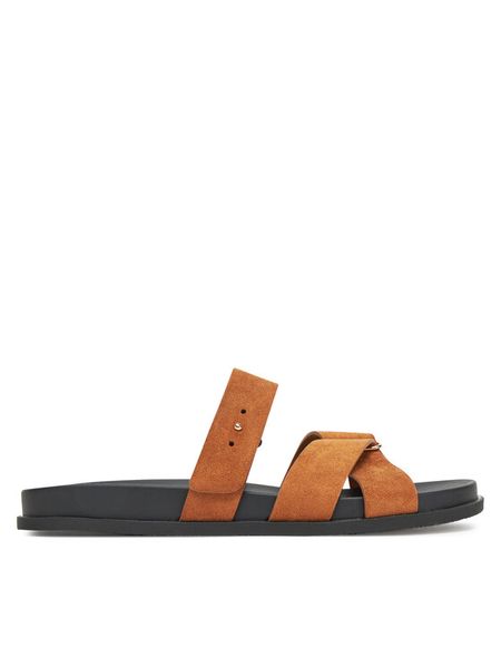 DeeZee Klapki HY59053-3 Brązowy. Brązowe klapki DeeZee, bez wzorów, z materiału, bez obcasa, bez zapięcia. Za 83.99 zł.