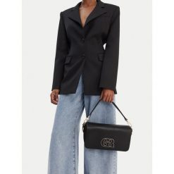 Torebka GINO ROSSI. Czarne torebki klasyczne Gino Rossi, bez wzorów, klasyczne, bez dodatków. Za 279.99 zł.