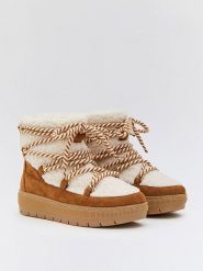 Bellucci Botki zimowe w kolorze jasnobrązowym rozmiar: 38. Brązowe botki Bellucci, bez wzorów, bez obcasa, bez zapięcia. Za 160.96 zł.