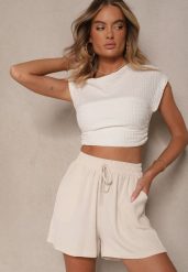 Jasnobeżowe Szorty z Wiskozą High Waist Ozdobione Wiązaniem Milareia. Brązowe szorty sportowe Renee, z aplikacjami, z wiskozy, z podwyższonym stanem, trekkingowe. W wyprzedaży za 39.99 zł.