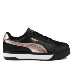 Buty damskie sportowe Puma ROMA FEMININE METALLIC WNS. Czarne buty treningowe Puma, bez wzorów, ze skóry, bez zapięcia, trekkingowe. Za 239.00 zł.