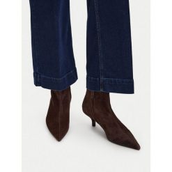 Botki GINO ROSSI. Brązowe botki Gino Rossi, bez wzorów, bez obcasa, na szpilce, bez zapięcia. Za 399.99 zł.