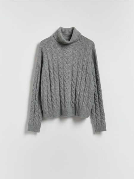 Golf z ozdobnym splotem - szary. Szare swetry Reserved, l, bez wzorów, z dzianiny, bez ramiączek. Za 129.99 zł.