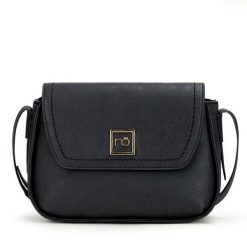 Torebka Nobo. Czarne listonoszki NOBO, bez wzorów, bez dodatków. Za 179.99 zł.