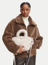 Guess Torebka J6BZ17 W3990 Kremowy. Białe torebki klasyczne Guess, z aplikacjami, z materiału, bez dodatków. Za 264.99 zł.