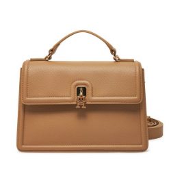 Torebka Tommy Hilfiger. Brązowe torebki klasyczne Tommy Hilfiger, bez wzorów, klasyczne, bez dodatków. Za 409.99 zł.