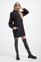 Sukienka dresowa EMPORIO ARMANI. Czarne sukienki Emporio Armani, bez wzorów, z bawełny, bez kołnierzyka, bez ramiączek, mini. W wyprzedaży za 1,013.40 zł.