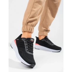 Buty sportowe damskie materiałowe DK czarne. Czarne buty treningowe bez wzorów, z materiału, bez zapięcia. Za 194.02 zł.
