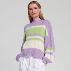 Sweter w paski - Fioletowy. Fioletowe swetry Sinsay, l, bez wzorów, bez ramiączek. Za 89.99 zł.