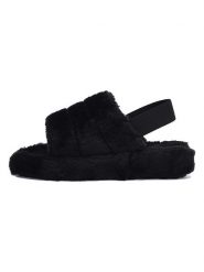 ISLAND BOOT Kapcie "Poppy" w kolorze czarnym rozmiar: 38. Czarne kapcie Island Boot, bez wzorów. Za 105.88 zł.