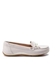 Geox Mokasyny D Vega Moc B D92DNB 043BC C1002 Biały. Białe mokasyny Geox, bez wzorów, ze skóry. Za 409.99 zł.