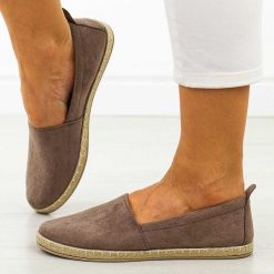 Khaki espadryle damskie, półbuty Potocki 16332. Brązowe espadryle POTOCKI, bez wzorów, z zamszu, eleganckie, z okrągłym noskiem, bez obcasa. Za 89.00 zł.