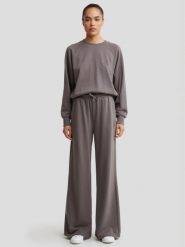 Bluza damska z haftem na piersi szara Mindy 903. Szare bluzy BIG STAR, l, bez wzorów, z bawełny, wakacyjne, bez ramiączek, bez kaptura. W wyprzedaży za 159.99 zł.