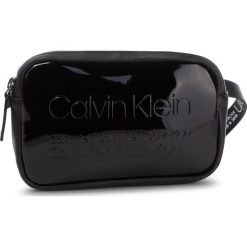Saszetka nerka CALVIN KLEIN - 2cm Pouch Belt K60K605153 001. Nerki i saszetki Calvin Klein. W wyprzedaży za 399.00 zł.