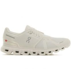 Buty damskie On Cloud 6. Białe buty do biegania On Running, bez wzorów, z gumy, bez zapięcia, do biegania. Za 692.70 zł.