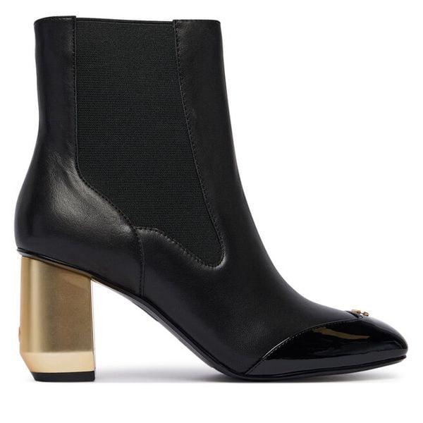 Botki Liu Jo. Czarne botki Liu Jo, bez wzorów, bez obcasa, na słupku, bez zapięcia. Za 899.99 zł.