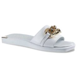 Klapki damskie Chebello, naturalna skóra licowa z szerokim paskiem ozdobionym metalowym łańcuchem oraz płaską podeszwą, białe, 2603-196-PSK. Białe klapki CheBello, bez wzorów, ze skóry, eleganckie, bez obcasa, na płaskiej podeszwie, bez zapięcia. Za 189.00 zł.