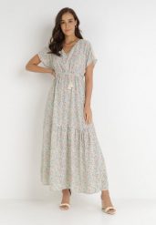 Jasnoniebieska Sukienka Emegen. Niebieskie sukienki Born2be, l, z aplikacjami, z koronki, klasyczne, bez kołnierzyka, bez ramiączek, maxi. Za 139.99 zł.