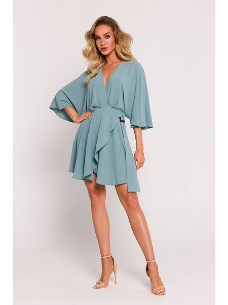 Made of emotion Sukienka w kolorze błękitnym rozmiar: S. Niebieskie sukienki Made Of Emotion, s, bez wzorów, bez kołnierzyka, bez ramiączek, midi. Za 167.28 zł.