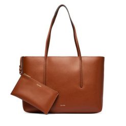 Torebka Calvin Klein. Brązowe shopper bag Calvin Klein, bez wzorów, bez dodatków. Za 649.99 zł.