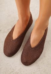 Brązowe Szydełkowe Balerinki VICES z Plecionki Wolfs. Brązowe baleriny Born2be, bez wzorów, z jeansu, eleganckie, bez obcasa, bez zapięcia. Za 99.99 zł.