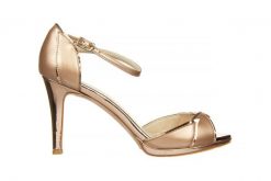 Sandały Bayla-187 587-1109 Rose 187091, Różowe złoto, Skóra ekologiczna - 41. Żółte sandały Bayla, bez wzorów, z materiału, bez obcasa, na platformie, bez zapięcia. W wyprzedaży za 152.10 zł.