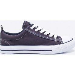 American Club - Tenisówki. Trampki marki Sinsay. W wyprzedaży za 39.90 zł.