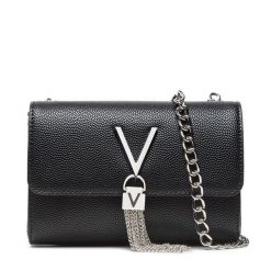 Torebka Valentino. Czarne kopertówki Valentino, bez wzorów, wizytowe, bez dodatków. Za 229.99 zł.
