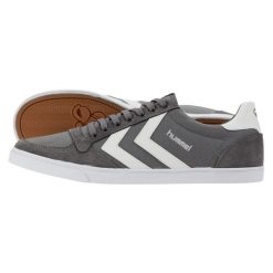 Buty sportowe dla dorosłych Hummel Slimmer stadil. Białe buty treningowe Hummel, bez wzorów, bez zapięcia, trekkingowe. Za 270.25 zł.