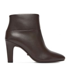 Botki GINO ROSSI. Brązowe botki Gino Rossi, bez wzorów, bez obcasa, na słupku, bez zapięcia. Za 339.99 zł.