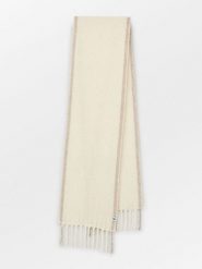 Becksöndergaard Szal w kolorze białym - 210 x 26 cm rozmiar: onesize. Białe szaliki i kominy Becksöndergaard, bez wzorów, z materiału. Za 295.99 zł.