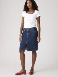 Levi's Spódnica dżinsowa w kolorze granatowym rozmiar: W28. Niebieskie spódnice Levi's, na co dzień, s, z aplikacjami, ze skóry, midi, proste. Za 159.95 zł.
