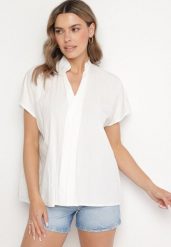 Biała Nietoperzowa Bluzka Oversize z Wiskozą z Dekoltem w Serek Davilisa. Białe bluzki Born2be, z aplikacjami, z jeansu, eleganckie, bez kołnierzyka, bez ramiączek. Za 89.99 zł.