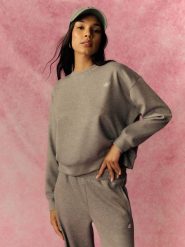 4F Bluza dresowa regular bez kaptura damska - szara XS. Szare bluzy 4f, xs, bez wzorów, z dresówki, bez ramiączek, bez kaptura. Za 159.99 zł.